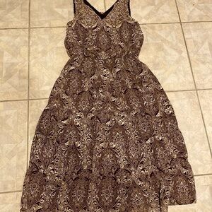 F womens Perceptions lined sleeveless very pretty dress size 14.